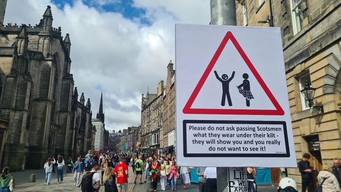 This Artist Put Up 37 Brilliantly Absurd Signs That Look Official Until You Actually Read Them This Artist Put Up 37 Brilliantly Absurd Signs That Look Official Until You Actually Read Them
