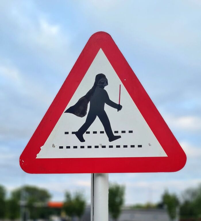 This Artist Put Up 37 Brilliantly Absurd Signs That Look Official Until You Actually Read Them This Artist Put Up 37 Brilliantly Absurd Signs That Look Official Until You Actually Read Them