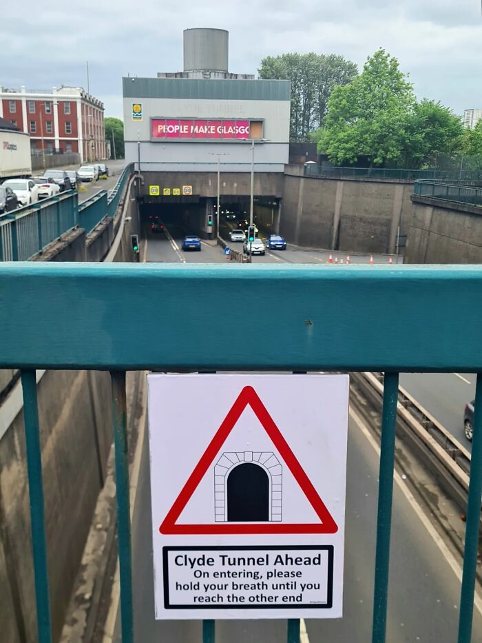 This Artist Put Up 37 Brilliantly Absurd Signs That Look Official Until You Actually Read Them This Artist Put Up 37 Brilliantly Absurd Signs That Look Official Until You Actually Read Them