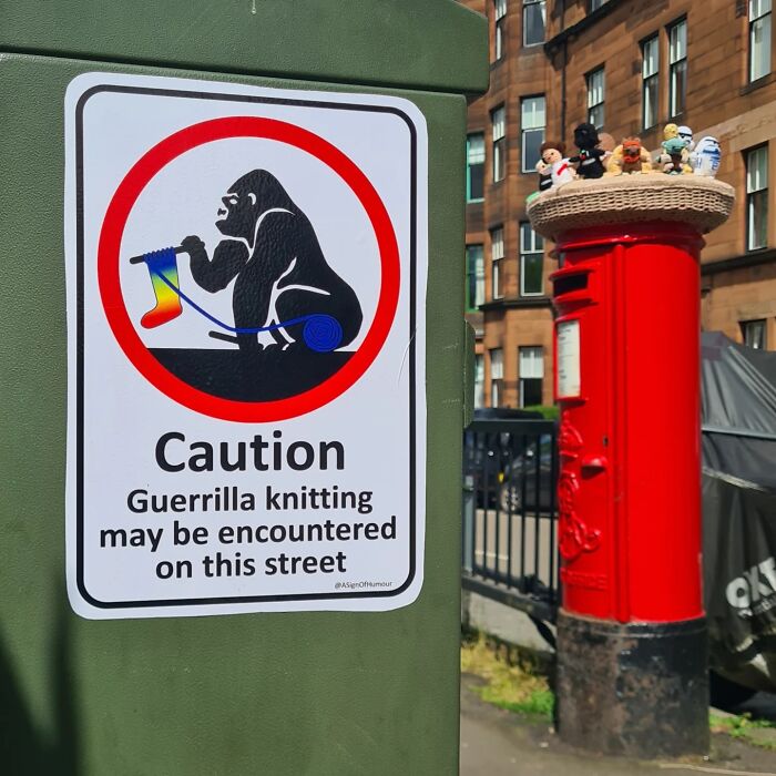 This Artist Put Up 37 Brilliantly Absurd Signs That Look Official Until You Actually Read Them This Artist Put Up 37 Brilliantly Absurd Signs That Look Official Until You Actually Read Them