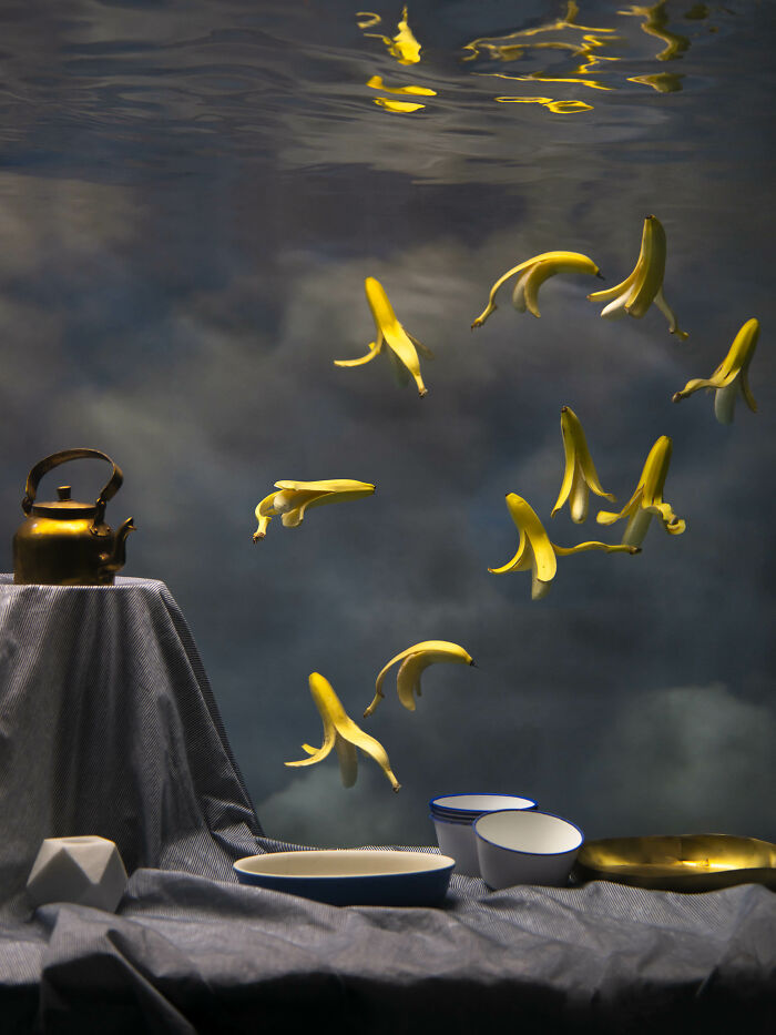 This Photographer Creates Surreal Photos By Submerging Her Subjects In Water (27 Pics) This Photographer Creates Surreal Photos By Submerging Her Subjects In Water (27 Pics)
