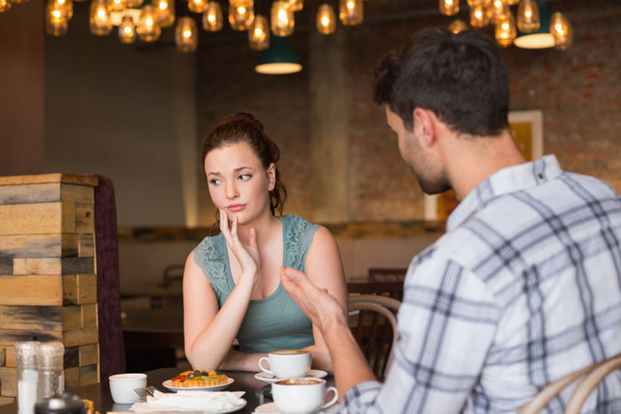 Woman Tries To Explain Why BF Deleting Her Phone App Hurt So Much, He Doubles Down And Loses Her