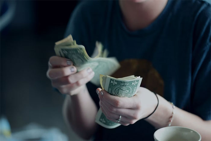 Man Thinks The Matter With Aunt Asking Him Money Is Done After He Denies Her But He&rsquo;s Very Wrong