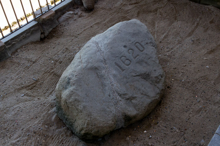 51 Historical Myths People Still Repeat Despite Having The Entire Internet For Fact-Checking