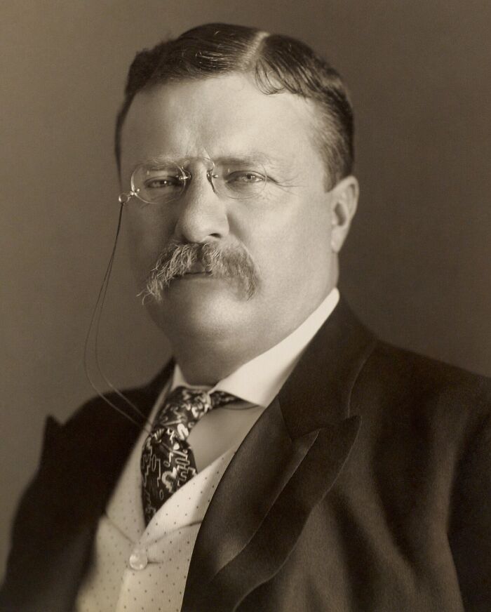 51 Historical Myths People Still Repeat Despite Having The Entire Internet For Fact-Checking