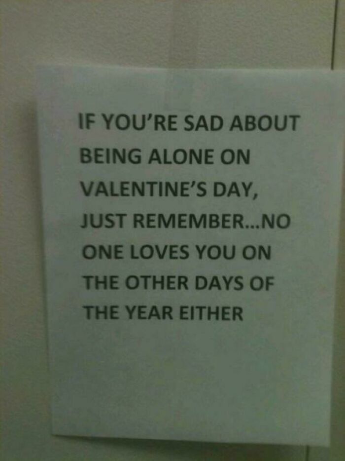 77 Signs That Hilariously Failed At The One Thing They Were Supposed To Do