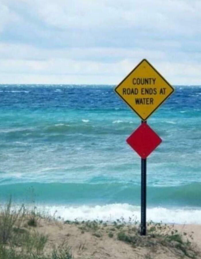 77 Signs That Hilariously Failed At The One Thing They Were Supposed To Do