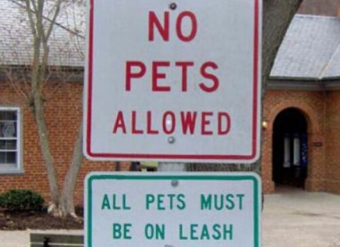 77 Signs That Hilariously Failed At The One Thing They Were Supposed To Do