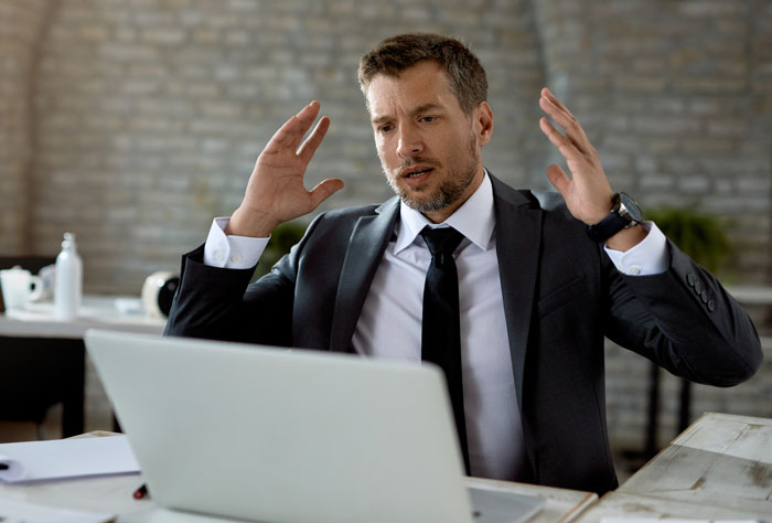 48 Boss Stories So Infuriating They Might Make You Quit Your Job