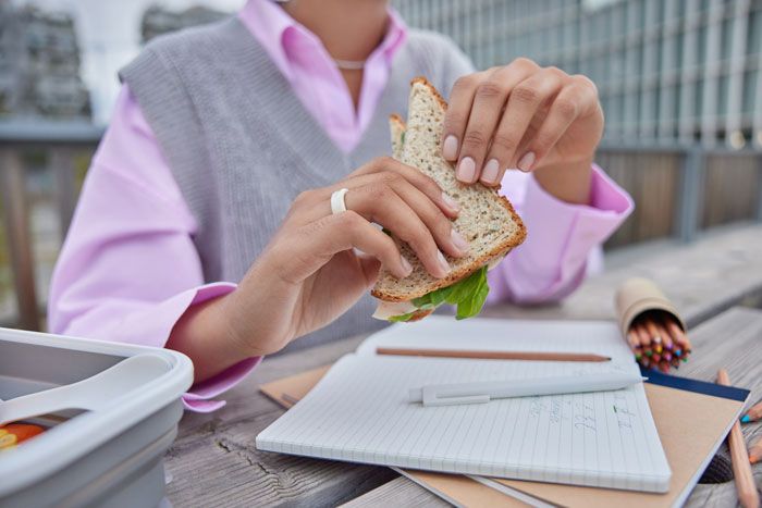 48 Boss Stories So Infuriating They Might Make You Quit Your Job