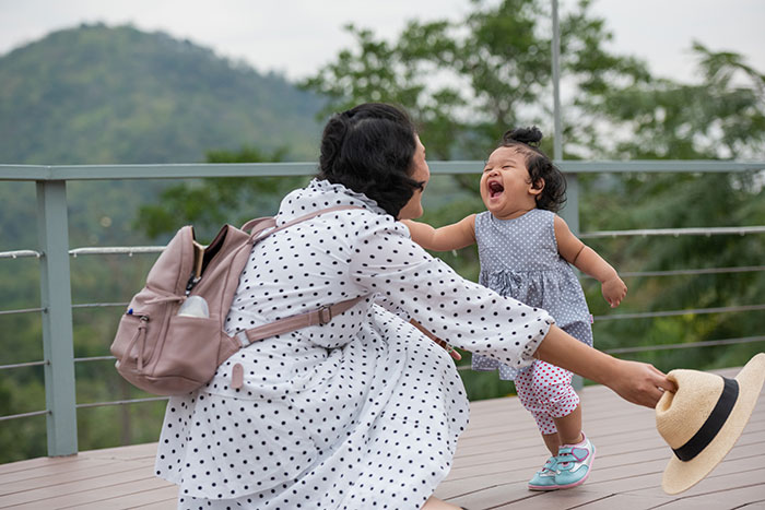 Mixed-Race Mom Invents Family Scandals For Fun, Tired Of Explaining Blue-Eyed Kid To Nosy Strangers Mixed-Race Mom Invents Family Scandals For Fun, Tired Of Explaining Blue-Eyed Kid To Nosy Strangers