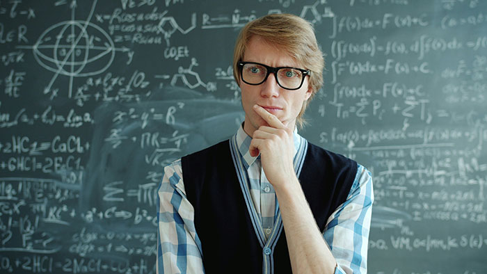 Lazy Seniors Force Classmates To Do All The Work, Teacher’s Trap Blows Up In Their Faces Lazy Seniors Force Classmates To Do All The Work, Teacher’s Trap Blows Up In Their Faces