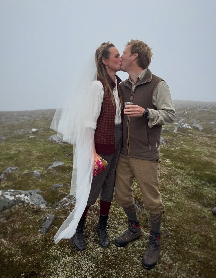 Prince William’s ‘Decoy’ Girlfriend While He Secretly Dated Kate Just Had Her Own Fairytale Wedding Prince William’s ‘Decoy’ Girlfriend While He Secretly Dated Kate Just Had Her Own Fairytale Wedding