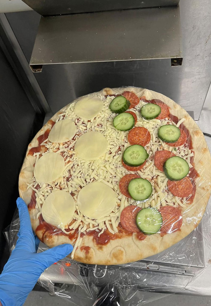 65 Camera Roll Photos That Need Absolutely No Explanation (But We’d Love One Anyway) 65 Camera Roll Photos That Need Absolutely No Explanation (But We’d Love One Anyway)
