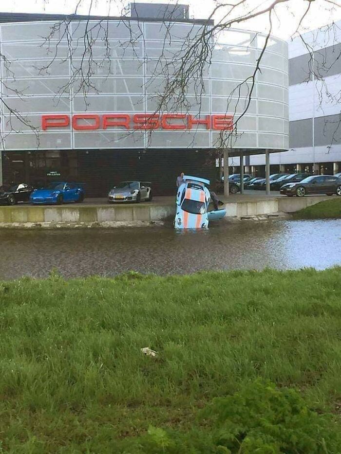 63 Photos Of Expensive Mistakes And Accidents You Can Be Glad Are Not Your Problem