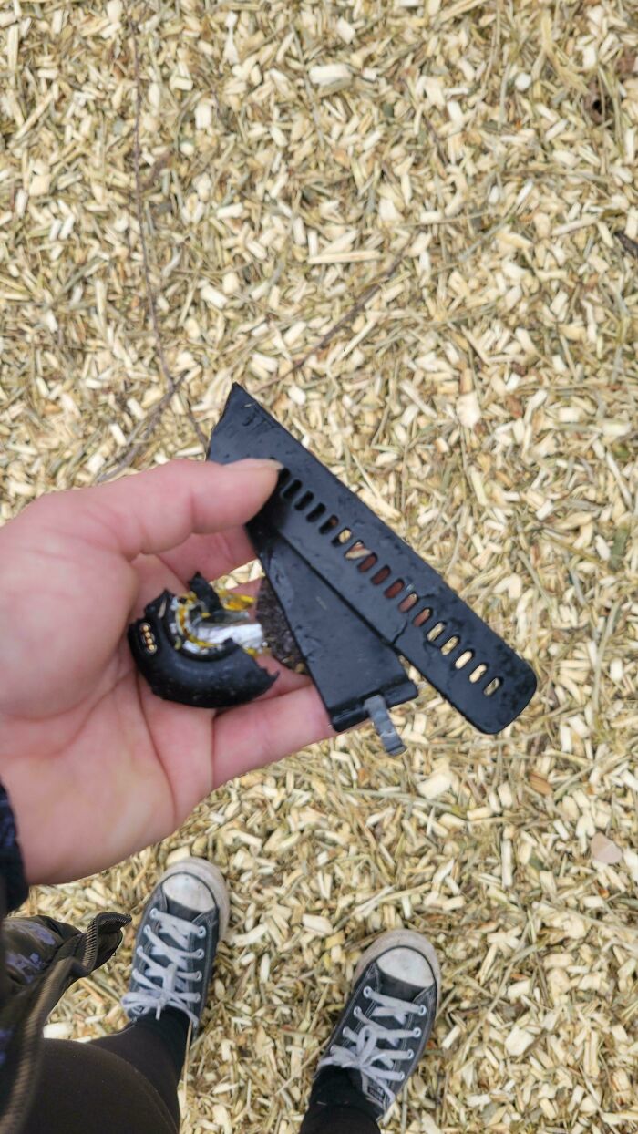 63 Photos Of Expensive Mistakes And Accidents You Can Be Glad Are Not Your Problem