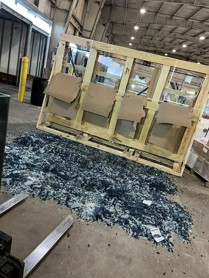 63 Photos Of Expensive Mistakes And Accidents You Can Be Glad Are Not Your Problem