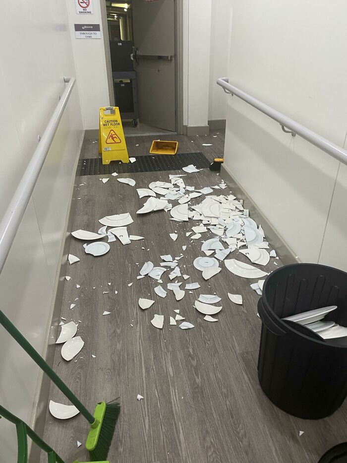 63 Photos Of Expensive Mistakes And Accidents You Can Be Glad Are Not Your Problem