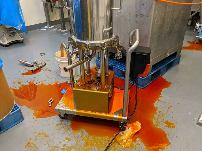 63 Photos Of Expensive Mistakes And Accidents You Can Be Glad Are Not Your Problem