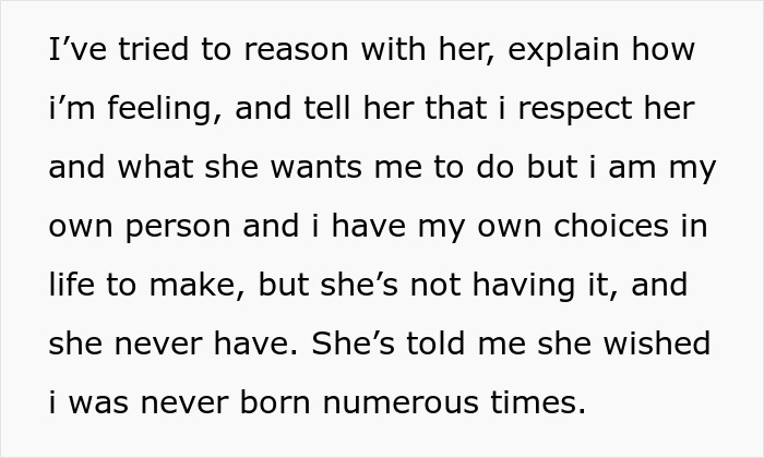 SAHM Tries To Live Through 18YO Daughter After Giving Up Her Career, Teen Finally Pushes Back SAHM Tries To Live Through 18YO Daughter After Giving Up Her Career, Teen Finally Pushes Back