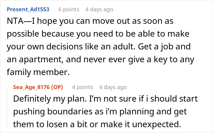 SAHM Tries To Live Through 18YO Daughter After Giving Up Her Career, Teen Finally Pushes Back SAHM Tries To Live Through 18YO Daughter After Giving Up Her Career, Teen Finally Pushes Back