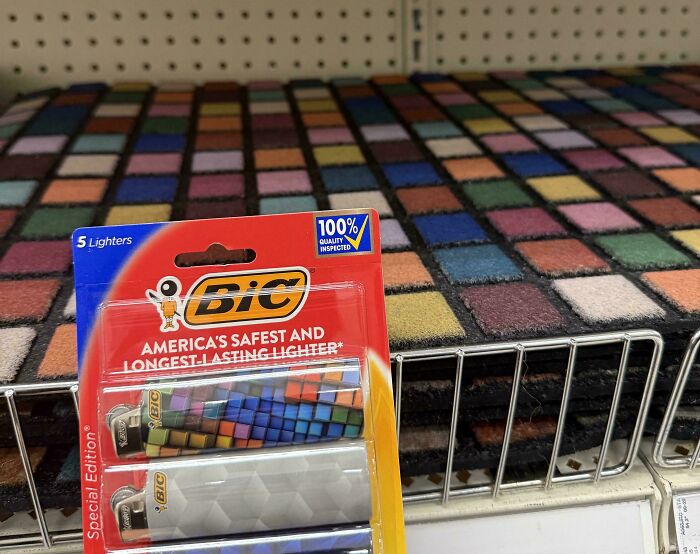 68 Incredibly Satisfying Paint Matches That Are So Perfect They Look Like Photoshop, But Aren’t