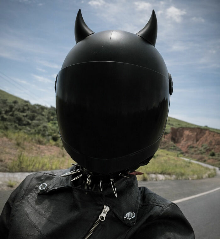 Goth Influencer, 30, And Boyfriend, 28, Found Lifeless On Rural Countryside Road Goth Influencer, 30, And Boyfriend, 28, Found Lifeless On Rural Countryside Road