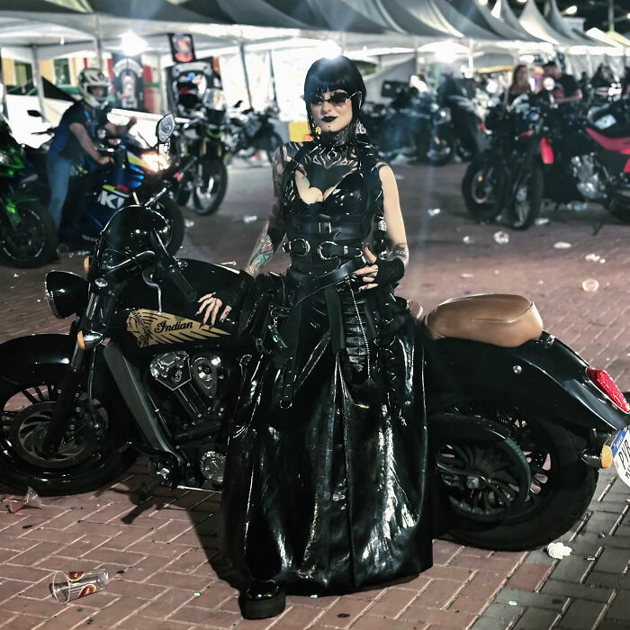Goth Influencer, 30, And Boyfriend, 28, Found Lifeless On Rural Countryside Road Goth Influencer, 30, And Boyfriend, 28, Found Lifeless On Rural Countryside Road