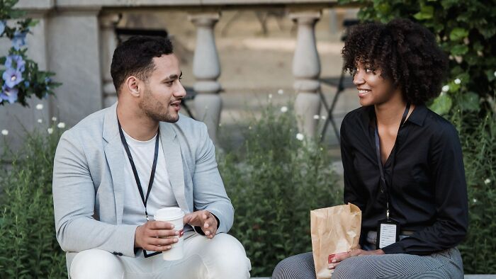 “Should These Actions Be Accepted?”: Judge 13 Dating Scenarios With Red, Green, And Beige Flags “Should These Actions Be Accepted?”: Judge 13 Dating Scenarios With Red, Green, And Beige Flags