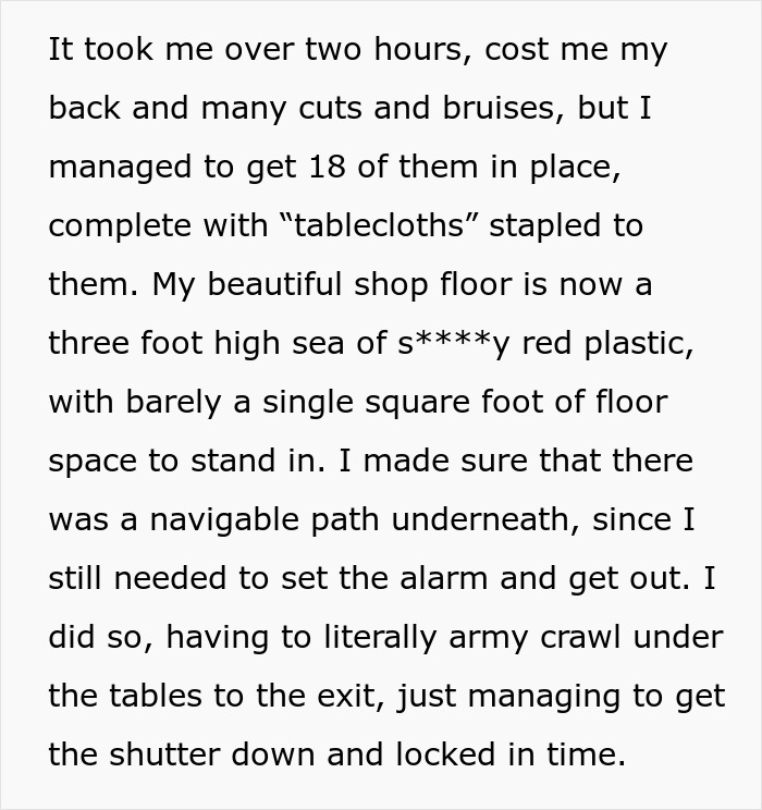 Boss Can’t Get That His Stupid Idea Will Actually Physically Prevent Customers From Entering The Store Boss Can’t Get That His Stupid Idea Will Actually Physically Prevent Customers From Entering The Store