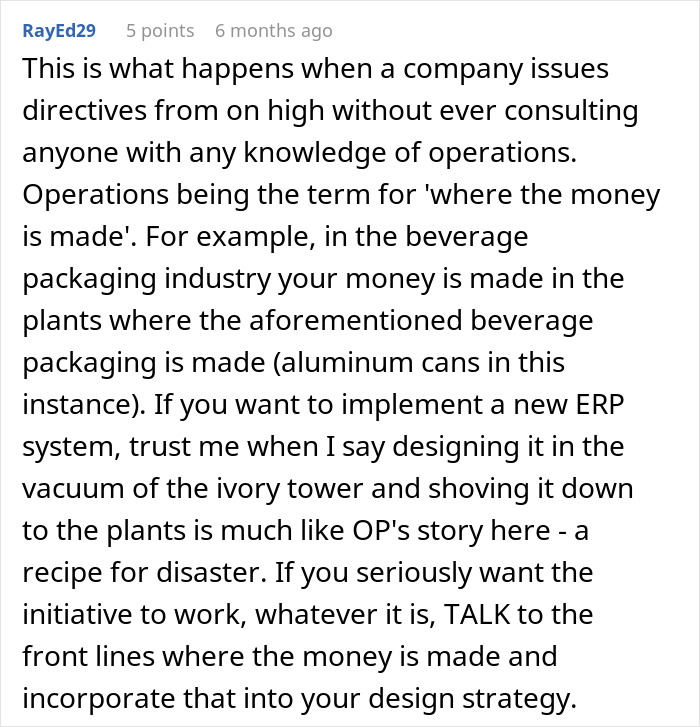 Boss Can’t Get That His Stupid Idea Will Actually Physically Prevent Customers From Entering The Store Boss Can’t Get That His Stupid Idea Will Actually Physically Prevent Customers From Entering The Store