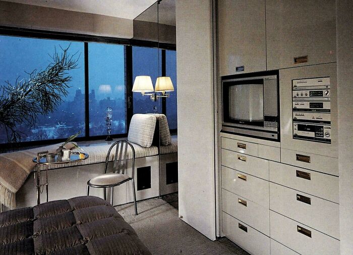 97 Photos That Capture The Best Of 1970s And 1980s Interior Design (New Pics) 97 Photos That Capture The Best Of 1970s And 1980s Interior Design (New Pics)