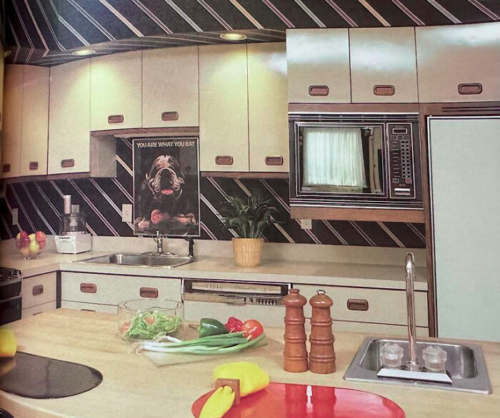 97 Photos That Capture The Best Of 1970s And 1980s Interior Design (New Pics) 97 Photos That Capture The Best Of 1970s And 1980s Interior Design (New Pics)