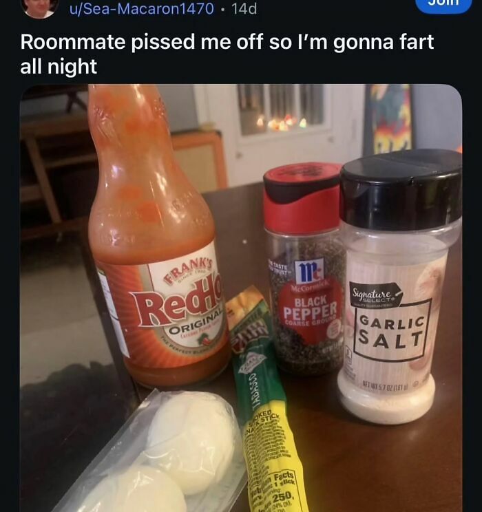 89 Painfully Cringe Posts That Somehow Get Funnier (Or Worse) The Longer You Look
