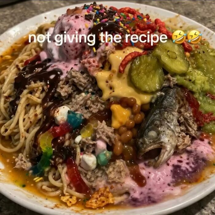 89 Painfully Cringe Posts That Somehow Get Funnier (Or Worse) The Longer You Look