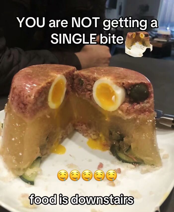89 Painfully Cringe Posts That Somehow Get Funnier (Or Worse) The Longer You Look