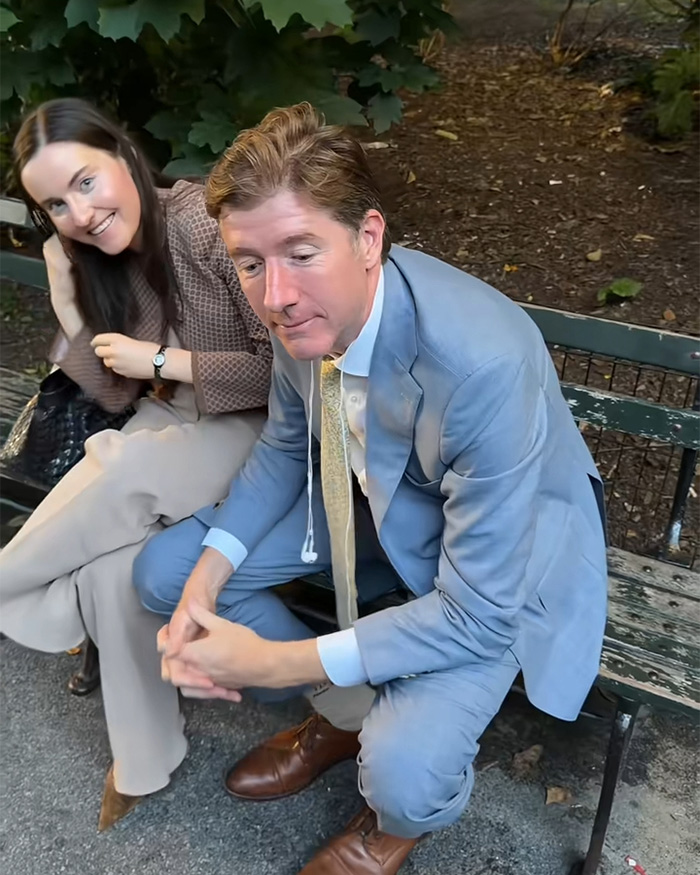 “Coldplay Kiss Cam Energy”: Lawyers That Went Viral For Being Accidentally Caught Kissing In Central Park Identified “Coldplay Kiss Cam Energy”: Lawyers That Went Viral For Being Accidentally Caught Kissing In Central Park Identified