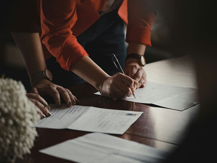 54 Divorce Lawyers Share The Most Satisfying Cases Of Instant Karma They’ve Ever Seen