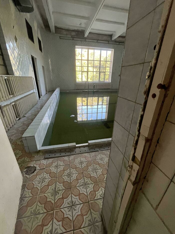 96 Times Urban Explorers Stumbled Upon Things They Never Expected To Find 96 Times Urban Explorers Stumbled Upon Things They Never Expected To Find