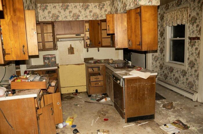 96 Times Urban Explorers Stumbled Upon Things They Never Expected To Find 96 Times Urban Explorers Stumbled Upon Things They Never Expected To Find