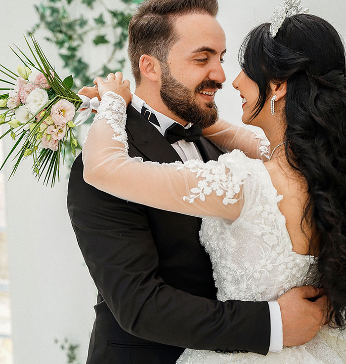 Entitled Man Plans To Propose At Brother’s Wedding, Ends Up Losing More Than He Bargained For Entitled Man Plans To Propose At Brother’s Wedding, Ends Up Losing More Than He Bargained For