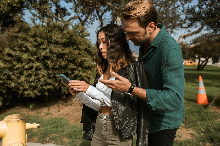 “They Think We’re Stupid”: 65 Women Reveal Small Cheating Red Flags “They Think We’re Stupid”: 65 Women Reveal Small Cheating Red Flags