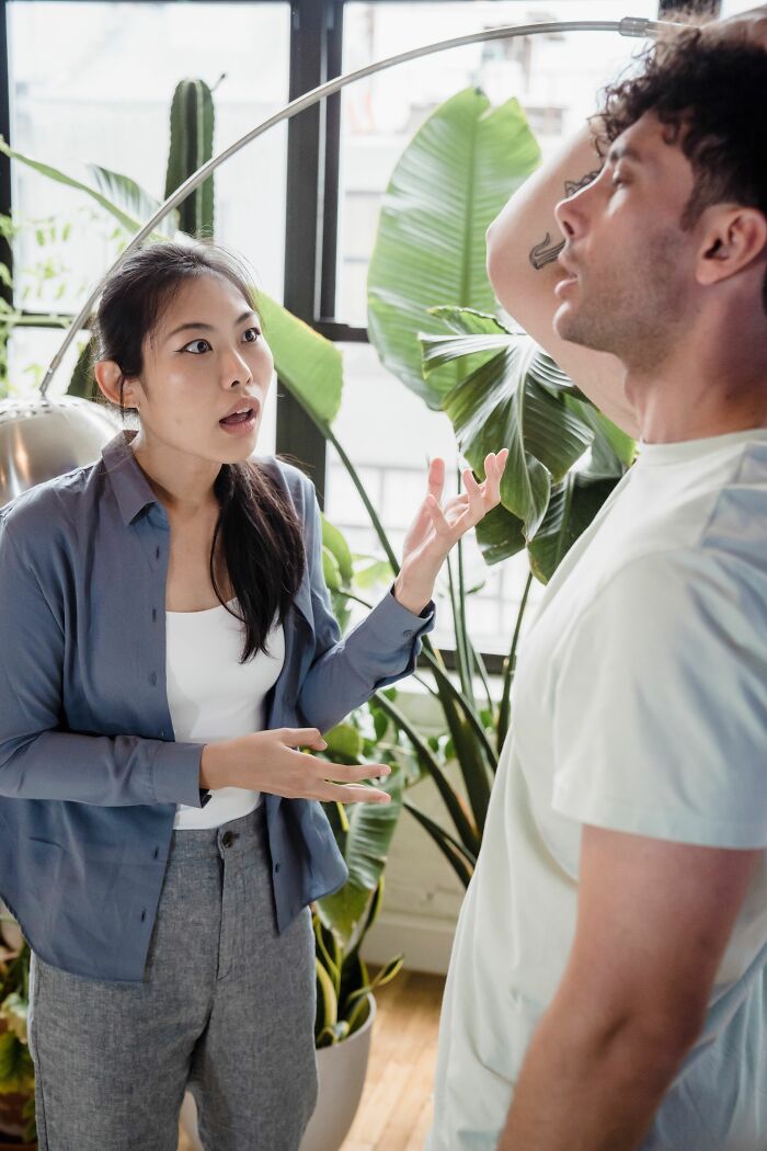 “They Think We’re Stupid”: 65 Women Reveal Small Cheating Red Flags “They Think We’re Stupid”: 65 Women Reveal Small Cheating Red Flags