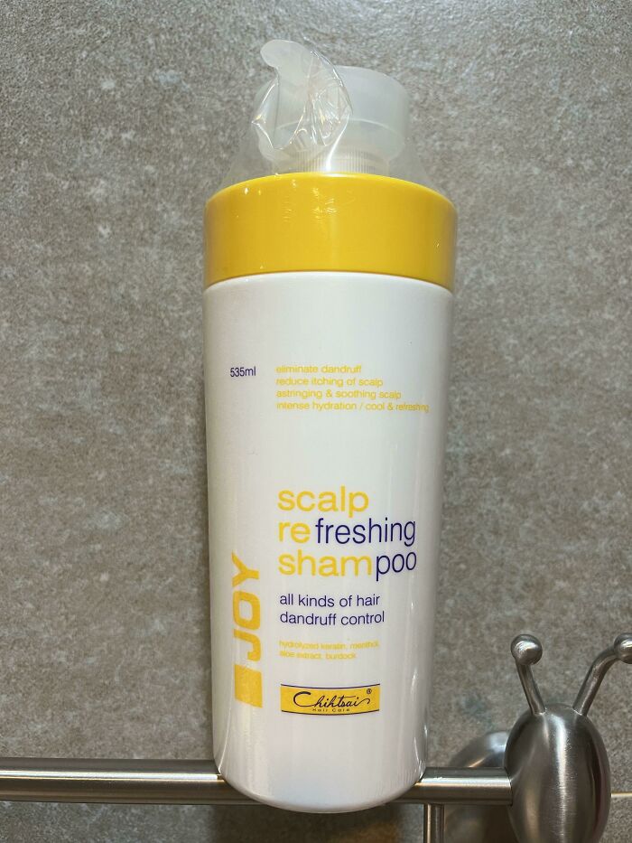 101 Hilariously Awful Design Fails That Someone Should Be Held Responsible For