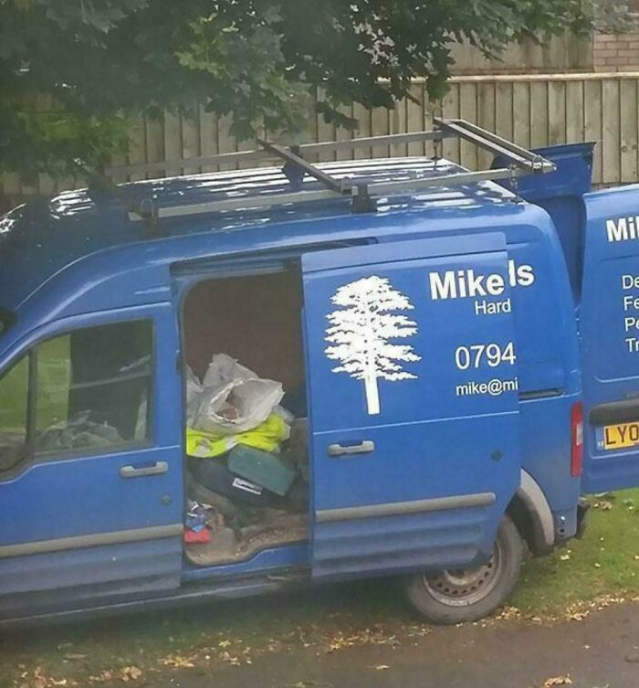 101 Hilariously Awful Design Fails That Someone Should Be Held Responsible For