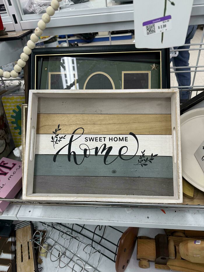 101 Hilariously Awful Design Fails That Someone Should Be Held Responsible For