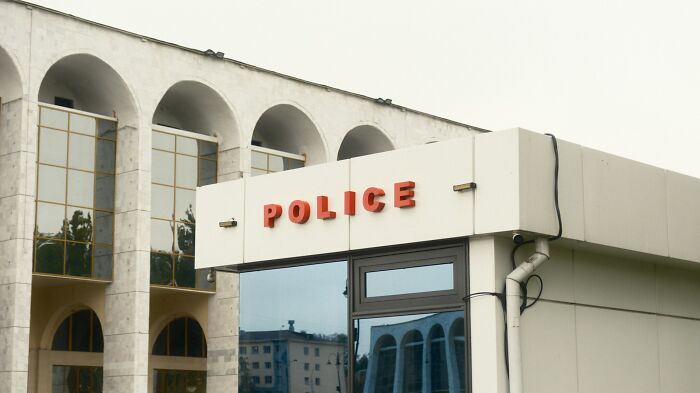41 Cases That Officially Are Mysteries But People Know Who Really Is To Blame 41 Cases That Officially Are Mysteries But People Know Who Really Is To Blame