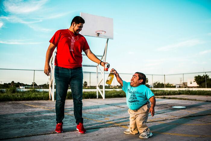 I Crossed Front Lines And Risked My Life, But My Greatest Challenge Was Becoming A Father (24 Pics)