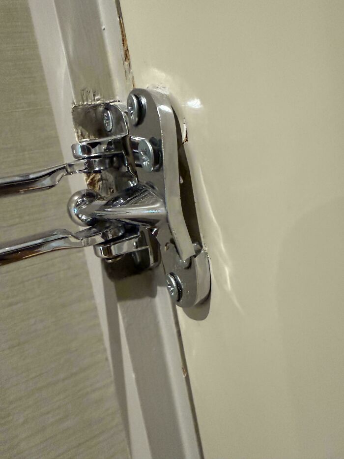 44 Photos Showing Extremely Infuriating Things That May Ruin Your Day (New Pics)