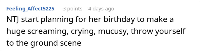 Woman&rsquo;s Birthday Dinner Turns Into A Disaster After Her Teen Sister Starts Crying Over The Food